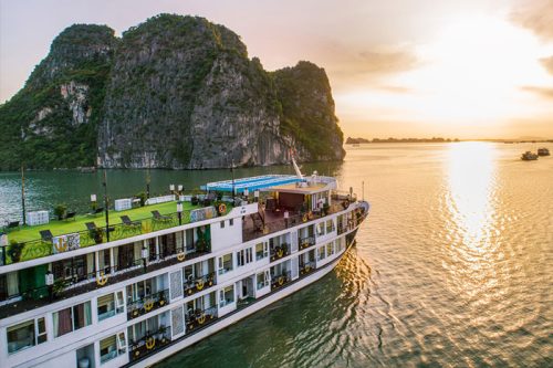 croisiere-a-la-baie-dhalong