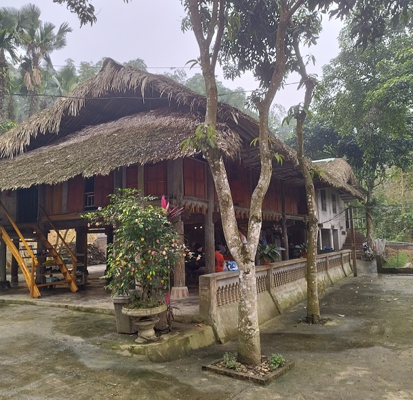 maison-pilotis-yen-bai